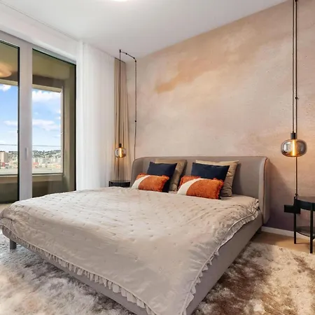 Skypark 1-Bedroom Apartment On Floor 11 With Park View And Parking By Skyviews