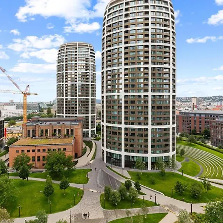 Skypark With Views Free Parking Appartement Bratislava
