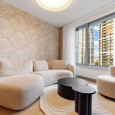 Skypark With Views Free Parking