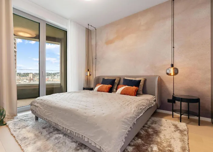 Skypark 1-Bedroom Apartment On Floor 11 With Park View And Parking By Skyviews