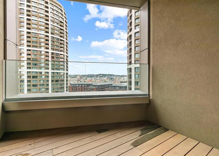 Skypark 1-Bedroom Apartment On Floor 11 With Park View And Parking By Skyviews * Bratislava