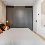 Apartmán Skypark 1-bedroom On Floor 11 With Park View And Parking By Skyviews *