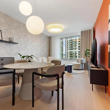 Апартаменти Skypark 1-Bedroom Apartment On Floor 11 With Park View And Parking By Skyviews *